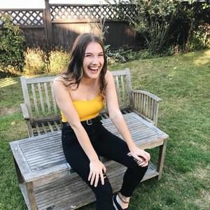 Meet your Posher, Hannah